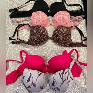 FIVE bras in perfect condition! Mostly Victoria Secret